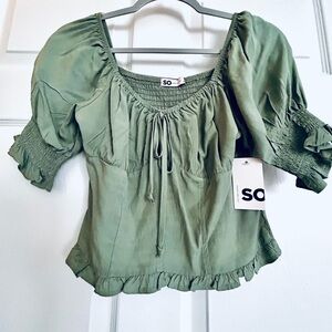 NWT Olive Smocked Bow tie Front Milkmaid Blouse with puff Sleeves and Ruffles